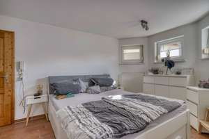 2-Zi-Wohnung im Grünen, Kaminofen, Einbauküche, separater Zugang, ideal für Single oder 2 Personen – Die vollständige Adresse der Immobilie erhältst du vom Anbieter., 96117 Memmelsdorf – Vorschaubild 5