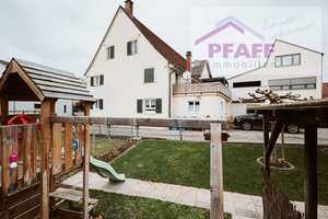 Zuhause ankommen in Böhringen! Sanierungsbedürftige Doppelhaushälfte in guter Lage mit Potential – Die vollständige Adresse der Immobilie erhältst du vom Anbieter., 78315 Radolfzell am Bodensee – Vorschaubild 10