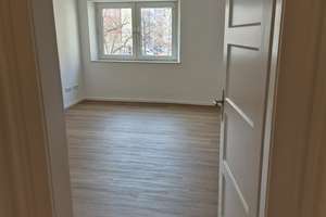 Nähe Luitpoldhain!! Helle 3,5-Zimmer Wohnung mit Balkon im 2. OG in Nürnberg Bleiweiß – Holzgartenstr. 49, 90461 Glockenhof, Nürnberg – Vorschaubild 8