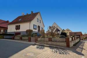 Ländlicher Rohdiamant mit Eindrucksvollem Garten  – Die vollständige Adresse der Immobilie erhältst du vom Anbieter., 37136 Seulingen – Vorschaubild 4