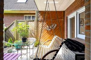 Hamburg-Sasel: Vielseitiges Einfamilienhaus mit traumhaftem, von Hagenbeck inspiriertem Garten – Die vollständige Adresse der Immobilie erhältst du vom Anbieter., 22393 Sasel, Hamburg – Vorschaubild 24
