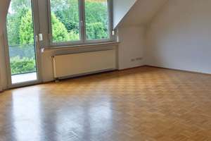 Helle 3-Zimmer Dachgeschosswohnung mit Balkon in Pfaffendorfer Höhe – Die vollständige Adresse der Immobilie erhältst du vom Anbieter., 56076 Pfaffendorfer Höhe, Koblenz – Vorschaubild 2