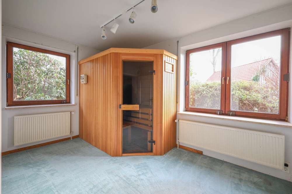 Immobilie in Wolmersdorf - Exklusives Architektenhaus mit parkähnlichem Grundstück und Weitblick in Wolmersdorf - Bild 8