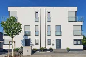 Moderne Doppelhaushälfte in Bad Nauheim – ideal für Familien und Homeoffice – Die vollständige Adresse der Immobilie erhältst du vom Anbieter., 61231 Bad Nauheim – Vorschaubild 1