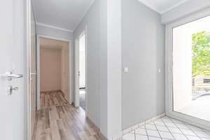 Well-designed 3-room apartment with west-facing terrace – Die vollständige Adresse der Immobilie erhältst du vom Anbieter., 12353 Buckow, Berlin – Vorschaubild 5