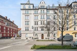 München Bestlage: 6-Zimmer-Altbauwohnung im Denkmalschutz mit Balkon und Luxusküche – Die vollständige Adresse der Immobilie erhältst du vom Anbieter., 81541 Obere Au, München – Vorschaubild 18