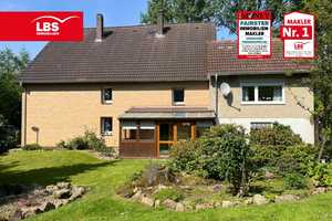 Ihr neues Zuhause: Zweifamilienhaus mit idyllischem Garten und praktischer Werkstatt – Lippe (Kreis) – Vorschaubild 1