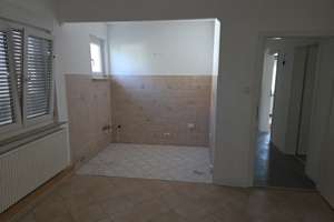 Frisch renovierte 2.5-Zimmer-Wohnung  – Die vollständige Adresse der Immobilie erhältst du vom Anbieter., 60437 Kalbach-Riedberg, Frankfurt am Main – Vorschaubild 7