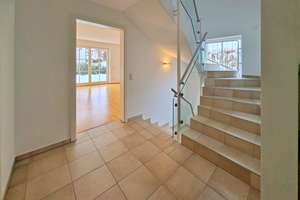Lichtdurchflutetes geräumiges Landhaus in idyllischer Bestlage des Münchener Südens – Ölschlagerweg 7b, 82064 Straßlach-Dingharting – Vorschaubild 8