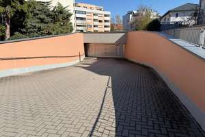 Freie 2-Zimmer-ETW mit großem Südwestbalkon, Aufzug und TG-Stellplatz im Kaufpreis enth – Im Stöckig 65, 90765 Ronhof, Kronach, Fürth – Vorschaubild 11