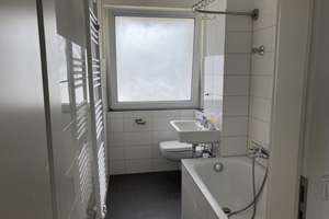 Hier hat jeder Platz: günstig geschnittene 3 - Zi.-Wohnung mit Ausblick ins Grüne – Weitmarer Str. 149, 44795 Weitmar-Mitte, Bochum – Vorschaubild 6