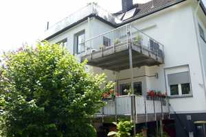 Große Altbau-Erdgeschosswohnung mit Garten, Veranda, Garage, Wellnessbereich, großen Hobbyraum – Essen – Vorschaubild 2