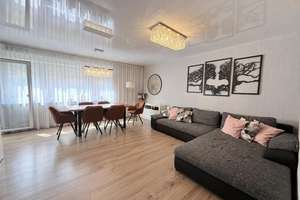 Schicke und bezugsfertige 4-Zimmer-Wohnung mit Küche und Balkon