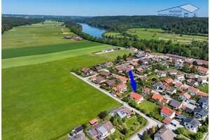 Traumhaft schönes & modernes Luxus-Einfamilienhaus mit Doppelgarage in ruhiger Ortsrandlage