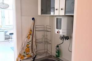 **SONNIGES SINGLE APARTMENT IM SANIERTEN ALTBAU MIT ERKER ** NÄHE FÜRSTENPLATZ ** – Remscheider Str. XX, 40215 Friedrichstadt, Düsseldorf – Vorschaubild 9