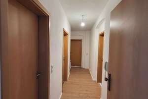 *Lichtdurchflutete 3-Zimmerwohnung + große Küche + Wannenbad + Einbauküche als Option! – Alt Fermersleben 77, 39122 Fermersleben, Magdeburg – Vorschaubild 7
