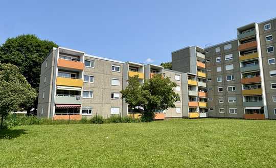 Modernisierungsbedürftige 3-Zimmer-Wohnung mit Balkon und Tiefgaragenstellplatz