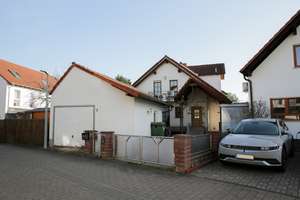Einfamilienhaus inkl. Einliegerwohnung in begehrter Feldrandlage mit viel Potenzial! – Die vollständige Adresse der Immobilie erhältst du vom Anbieter., 76726 Germersheim – Vorschaubild 2