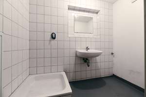 Solides Gebäude-Ensemble aus Wohnhaus und Geschäftshaus – Die vollständige Adresse der Immobilie erhältst du vom Anbieter., 42857 Reinshagen, Remscheid – Vorschaubild 12
