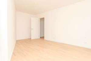 Wunderschöne 3-Zimmer Wohnung mit Balkon im Regensburger Stadtviertel Dörnberg – Die vollständige Adresse der Immobilie erhältst du vom Anbieter., 93047 Westenviertel, Regensburg – Vorschaubild 6