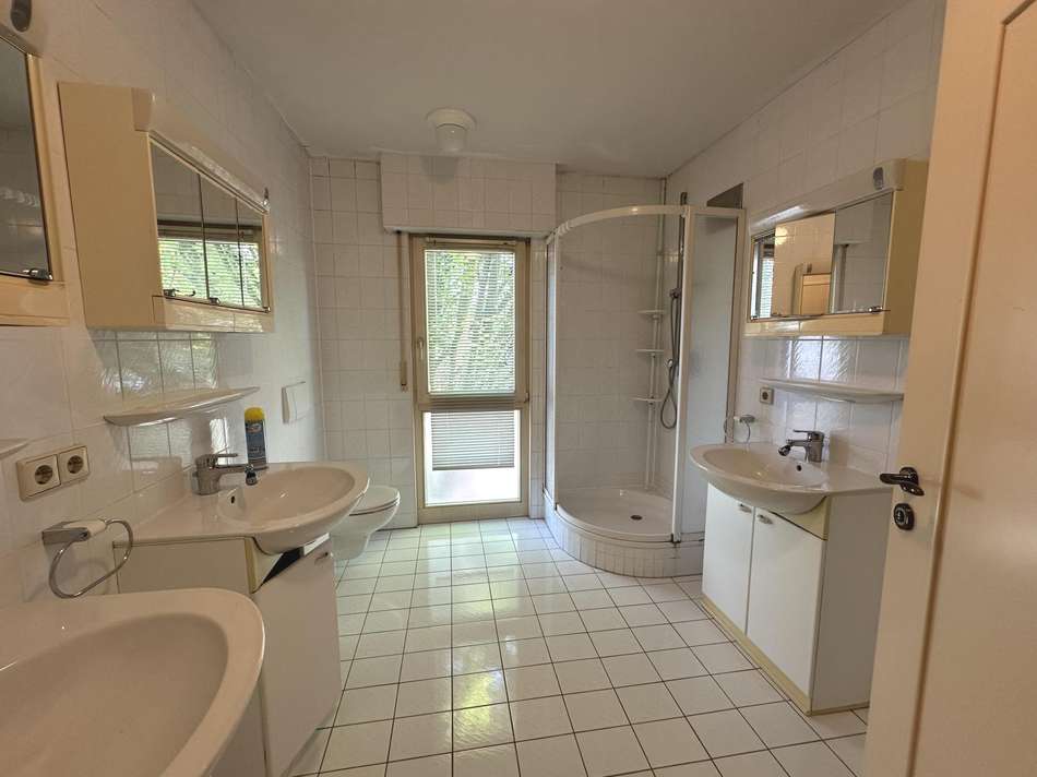 Tageslichtbadezimmer OG