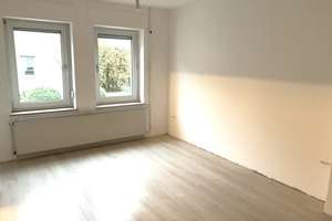 Traumhaft Wohnen am Schloss - Doppelhaushälfte mit 4-6 Zimmern in Paderborn – Die vollständige Adresse der Immobilie erhältst du vom Anbieter., 33104 Schloß Neuhaus, Paderborn – Vorschaubild 5