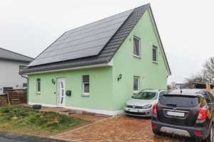 Top energieeffizientes Einfamilienhaus, mit großem Garten, in schöner Wohnlage von Wittgenborn – Main-Kinzig-Kreis – Vorschaubild 2