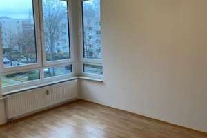 Stillvolle 2-Zimmer-Wohnung mit Balkon und EBK in Düsseldorf-Niederkassel – Die vollständige Adresse der Immobilie erhältst du vom Anbieter., 40547 Niederkassel, Düsseldorf – Vorschaubild 2