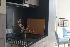 Willkommen in Ihrer vollmöblierten Singlewohnung! Warmmiete inkl. Strom und Internet! – Rennbahnstraße 83, 13086 Weißensee, Berlin – Vorschaubild 3