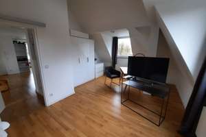 Komplett möblierte und ausgestattete Etagenwohnung in stilvoller Altbauvilla in München Westpark! – Die vollständige Adresse der Immobilie erhältst du vom Anbieter., 81377 Am Waldfriedhof, München – Vorschaubild 17