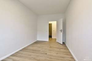 3-Raumwohnung mit großem, verglastem Balkon – Die vollständige Adresse der Immobilie erhältst du vom Anbieter., 13051 Neu-Hohenschönhausen, Berlin – Vorschaubild 6