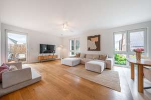 Hamburg - Eidelstedt | Modernisierte Maisonettewohnung mit Südwest-Balkon & Stellplatz – Die vollständige Adresse der Immobilie erhältst du vom Anbieter., 22523 Eidelstedt, Hamburg – Vorschaubild 3