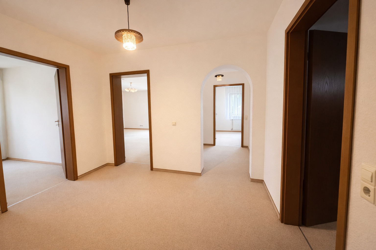 Großzügige 3-Zimmer-Erdgeschosswohnung mit Terrasse in Sinzheim, Rastatt Kreis – Bild 2