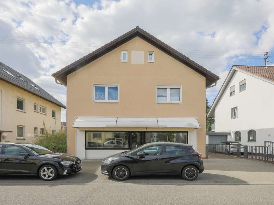 Straßenansicht