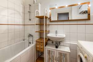 Property thumbnail 12