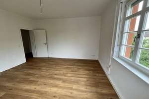 Erstbezug nach Einzelmodernisierung - Moderne 4-Zimmer-Wohnung sucht neue Bewohner – Rhönring 36, 64289 Darmstadt-Nord, Darmstadt – Vorschaubild 10