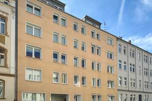 Attraktive 3-Zimmer-Wohnung mit Balkon und Garage in Bestlage der Südstadt
