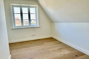 Wenningstedt: Neubau Doppelhaushälfte unter Reet! – Normannenweg 10 a, 25996 Wenningstedt-Braderup (Sylt) – Vorschaubild 7