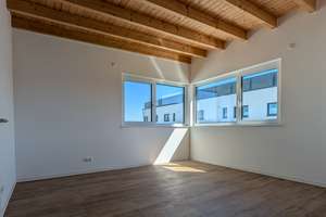 Moderne 3-Zimmer-Penthousewohnung mit Südbalkon und nachhaltigem Energiekonzept mit Warmmiete – Die vollständige Adresse der Immobilie erhältst du vom Anbieter., 33609 Mitte, Bielefeld – Vorschaubild 3