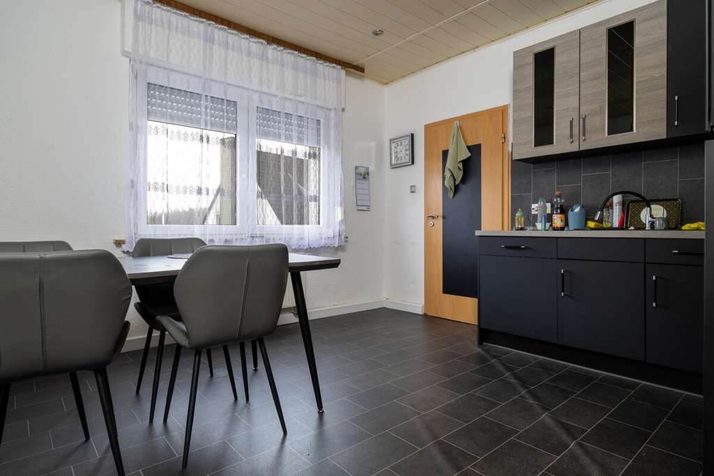 Immobilie in Finnentrop - Heggener Rohdiamant von 1908: 150 m² Wohnfläche und riesiges Potenzial für Macher - Bild 2