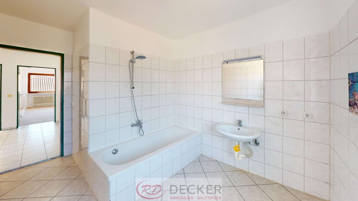 Immobilie in Obertaufkirchen - Clevere Investition oder neues Zuhause: 3-Zi.-Whg. mit Südbalkon – im Leerstand! - Bild 7