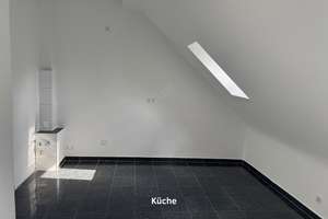 Teilsanierte 3-Zimmer-Dachgeschosswohnung mit Neckarblick in Mannheim-Neuostheim – 68163 Neuostheim/Neuhermsheim, Mannheim – Vorschaubild 3