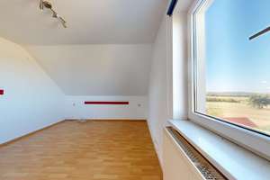 Freistehendes Einfamilienhaus mit Weitblick ins Grüne I ideal für Mehrgenerationen I mit Kamin – Die vollständige Adresse der Immobilie erhältst du vom Anbieter., 6618 Naumburg (Saale) – Vorschaubild 10