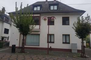 Geräumiges Mehrfamilienhaus in der Bad Hönninger Fußgängerzone mit Garten und 4 Stellplätzen  – Hauptstraße 77, 53557 Bad Hönningen – Vorschaubild 2
