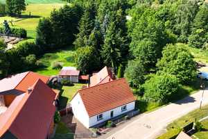 Ländliches Wohnen trifft Stadtnähe Einfamilienhaus auf großzügigem 3.465 m² Grundstück – Dorfstraße 27, 6773 Wittenberg (Kreis) – Vorschaubild 4
