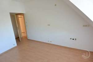 Dachgeschoss in ruhiger, zentraler, Citylage – 65185 Mitte, Wiesbaden – Vorschaubild 8