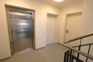 Bezugsfertige Neubauwohnung mit Loggia und Tiefgaragenstellplatz in zentraler Lage von Darmstadt – Die vollständige Adresse der Immobilie erhältst du vom Anbieter., 64295 Mitte, Darmstadt – Vorschaubild 15