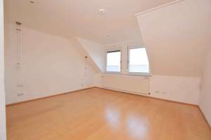 Schöne, große Maisonette- Wohnung mit Kamin, Dachterrasse + Einbauküche. – Die vollständige Adresse der Immobilie erhältst du vom Anbieter., 38112 Lehndorf-Watenbüttel, Braunschweig – Vorschaubild 13