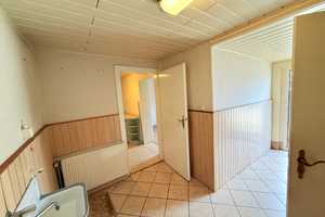 Höll Immobilien: Verkauft schöne Doppelhaushälfte mit gepflegtem Garten in Bitterfeld/Wolfen – Brehnaer Straße 81, 6749 Anhalt-Bitterfeld (Kreis) – Vorschaubild 14