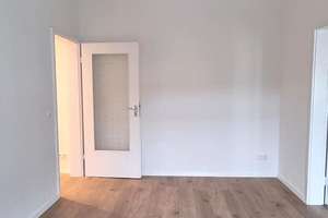 4112 -  Sanierte 2-Zimmerwohnung in Hinterhauslage nähe KIT! – Die vollständige Adresse der Immobilie erhältst du vom Anbieter., 76131 Oststadt, Karlsruhe – Vorschaubild 2